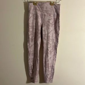 Old Navy Active leggings. Size Large.